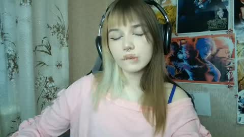 Mila online show from 4, 6, 2026