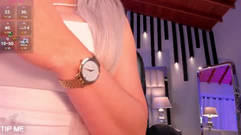 Snapshot of sophiebarnett_ chatting on 15, 6, 2026 Sophie online show from 15, 6, 2026