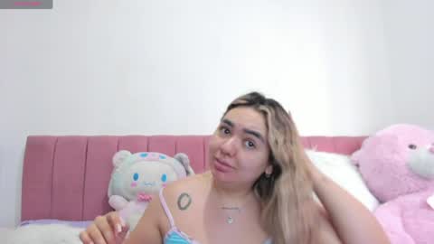 sophiee rosee online show from 3, 6, 2026
