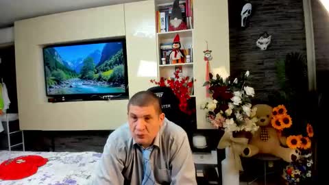 Snapshot of spartandaddy48 chatting on 13, 5, 2026 Spartan online show from 13, 5, 2026