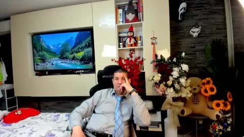 Snapshot of spartandaddy48 chatting on 14, 5, 2026 Spartan online show from 14, 5, 2026