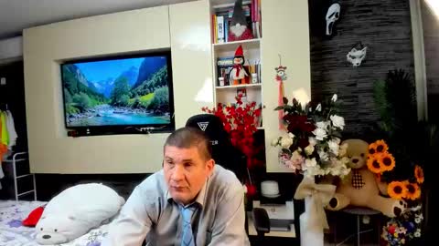 Snapshot of spartandaddy48 chatting on 16, 5, 2026 Spartan online show from 16, 5, 2026