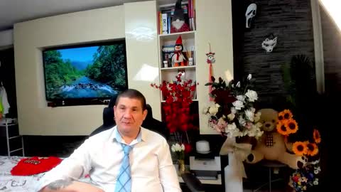 Snapshot of spartandaddy48 chatting on 19, 5, 2026 Spartan online show from 19, 5, 2026