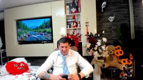 Snapshot of spartandaddy48 chatting on 25, 5, 2026 Spartan online show from 25, 5, 2026