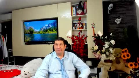 Snapshot of spartandaddy48 chatting on 6, 6, 2026 Spartan online show from 6, 6, 2026