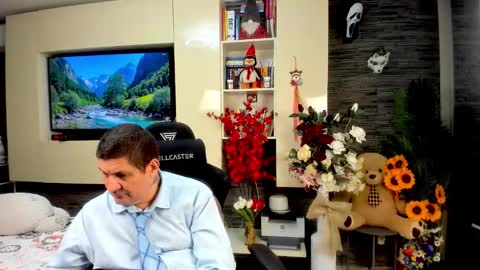 Snapshot of spartandaddy48 chatting on 10, 6, 2026 Spartan online show from 10, 6, 2026