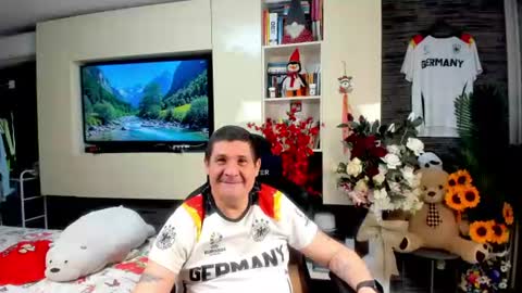 Snapshot of spartandaddy48 chatting on 12, 6, 2026 Spartan online show from 12, 6, 2026