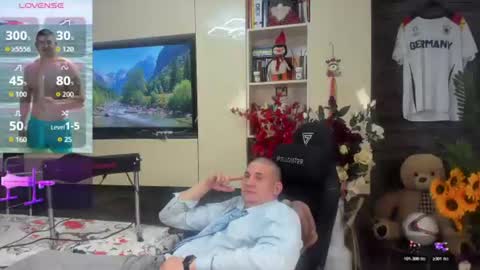 Snapshot of spartandaddy48 chatting on 17, 6, 2026 Spartan online show from 17, 6, 2026
