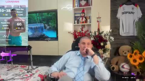Snapshot of spartandaddy48 chatting on 19, 6, 2026 Spartan online show from 19, 6, 2026