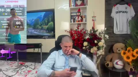 Snapshot of spartandaddy48 chatting on 20, 6, 2026 Spartan online show from 20, 6, 2026