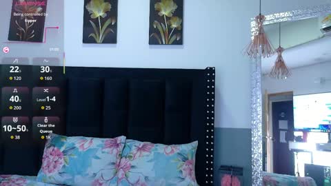 Snapshot of spicycolombianmom chatting on 18, 5, 2026 spicycolombianmom online show from 18, 5, 2026
