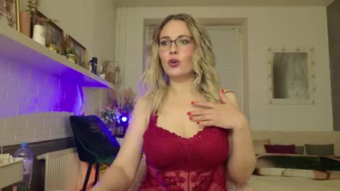 Snapshot of spicyhotmilf chatting on 13, 5, 2026 Lexsy online show from 13, 5, 2026
