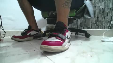 sr master cum its my old account online show from 22, 6, 2026