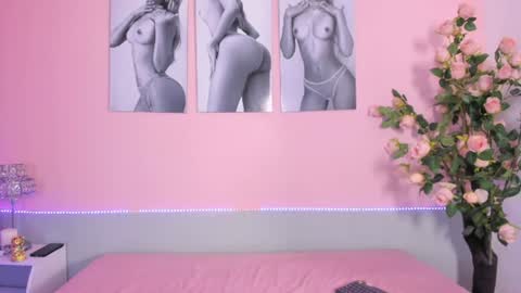 Stefany online show from 9, 6, 2026