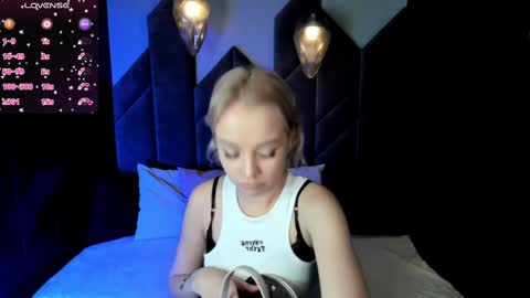 Snapshot of stephanie_sea chatting on 18, 2, 2025 Stephanie Sea online show from 18, 2, 2025