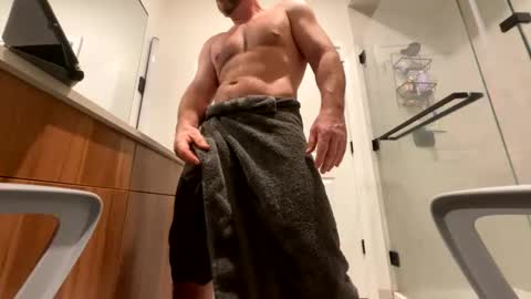 stlhotwifeguy online show from 28, 2, 2025