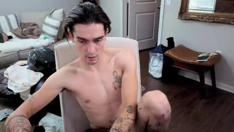 Snapshot of str8whiteboy21 chatting on 3, 6, 2026 str8whiteboy21 online show from 3, 6, 2026