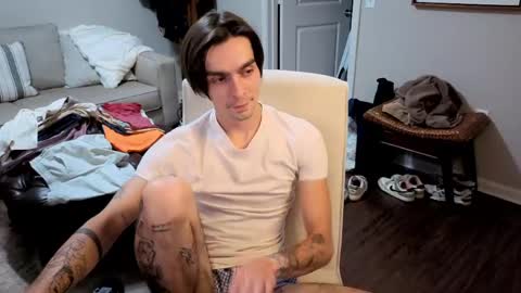 Snapshot of str8whiteboy21 chatting on 5, 6, 2026 str8whiteboy21 online show from 5, 6, 2026