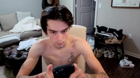 Snapshot of str8whiteboy21 chatting on 6, 6, 2026 str8whiteboy21 online show from 6, 6, 2026