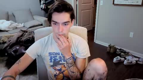 Snapshot of str8whiteboy21 chatting on 12, 6, 2026 str8whiteboy21 online show from 12, 6, 2026