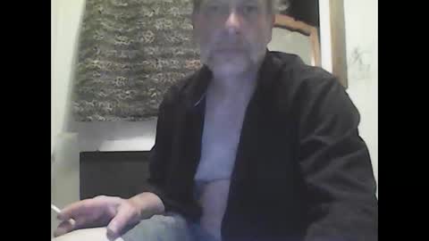 straightmaletouse online show from 26, 5, 2026