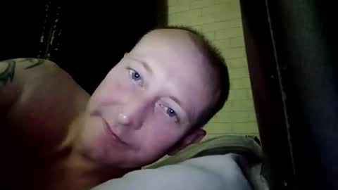 Snapshot of stu_art83 chatting on 8, 5, 2026 stu_art83 online show from 8, 5, 2026
