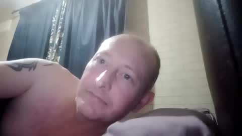 Snapshot of stu_art83 chatting on 10, 5, 2026 stu_art83 online show from 10, 5, 2026