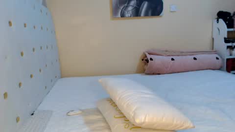 Snapshot of sugarlips_05 chatting on 13, 6, 2026 sugar online show from 13, 6, 2026