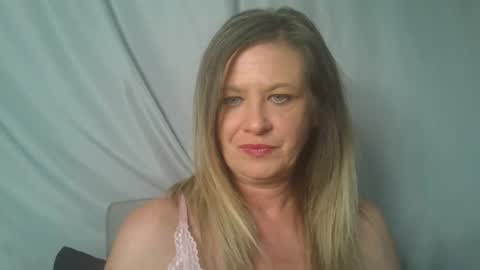 Summerxoxo69 online show from 8, 6, 2026