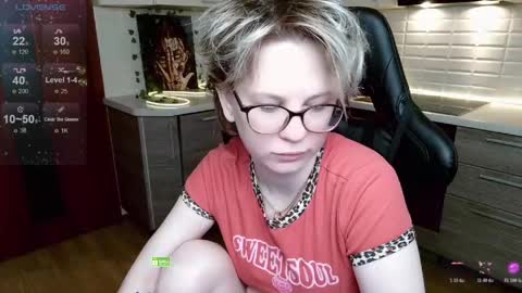 sunny mood online show from 17, 5, 2026
