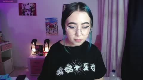 Snapshot of sunset_pienk chatting on 27, 5, 2026 Sunset online show from 27, 5, 2026