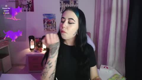 Snapshot of sunset_pienk chatting on 26, 6, 2026 Sunset online show from 26, 6, 2026