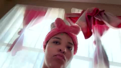 sunsh1n3gurl online show from 1, 6, 2026