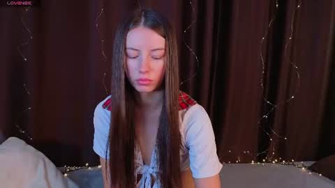 Snapshot of sunshinegirlx chatting on 19, 7, 2026 Alice online show from 19, 7, 2026