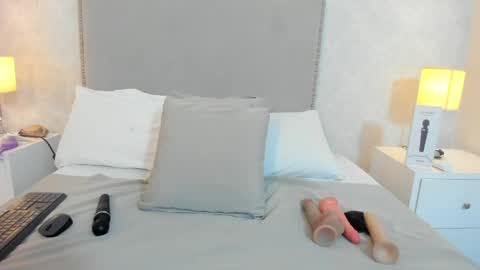 susanthomass online show from 23, 5, 2026