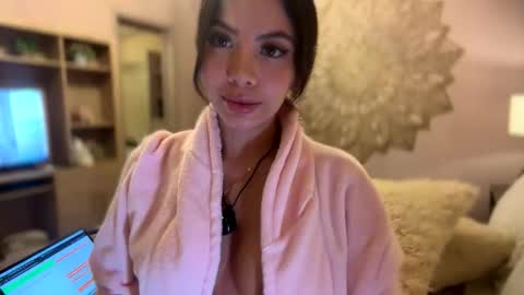  Susy  online show from 5, 6, 2026