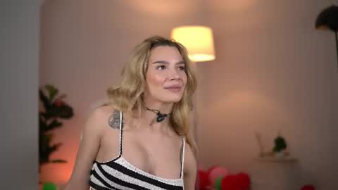 SweetLuna online show from 22, 6, 2026