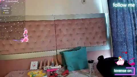 emmili  online show from 10, 6, 2026