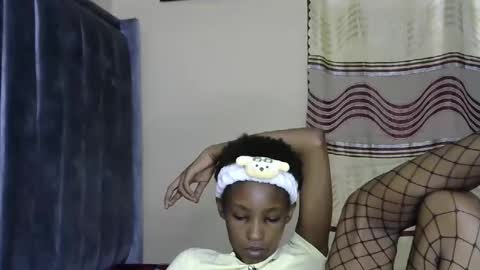 sweet_freaky online show from 5, 6, 2026