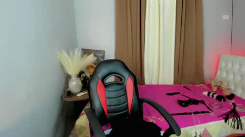 sweet_marie21 online show from 13, 6, 2026