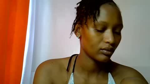 Snapshot of sweet_melod chatting on 22, 5, 2026 Linda online show from 22, 5, 2026