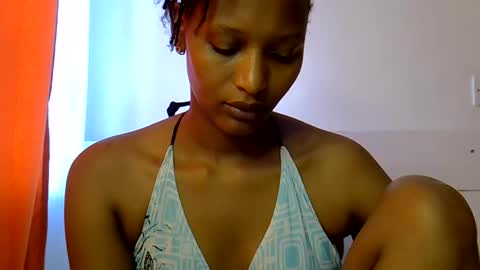 Snapshot of sweet_melod chatting on 26, 5, 2026 Linda online show from 26, 5, 2026