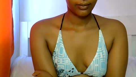 Snapshot of sweet_melod chatting on 5, 6, 2026 Linda online show from 5, 6, 2026