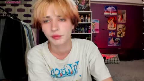 Snapshot of sweet_peach__ chatting on 1, 7, 2026 kira online show from 1, 7, 2026