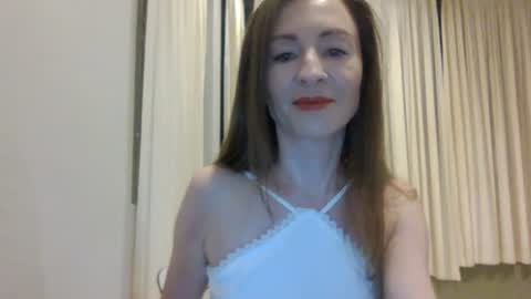 Snapshot of sweet_poeme chatting on 8, 6, 2026 sweet_poeme online show from 8, 6, 2026
