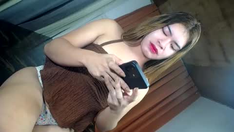 sweet_trexie online show from 12, 6, 2026