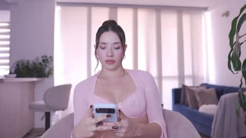 Camila online show from 18, 6, 2026