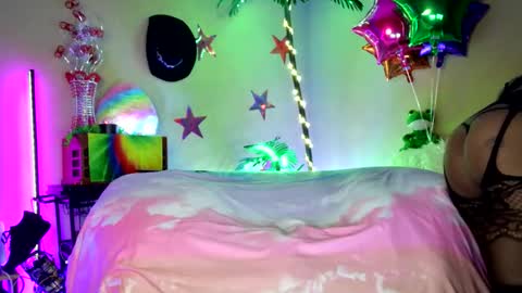 Snapshot of sweetcarimilla83 chatting on 1, 4, 2026 Jillian online show from 1, 4, 2026