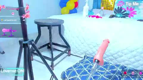 Mia online show from 12, 6, 2026