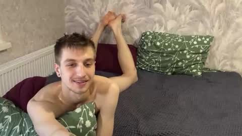 Welcome to our room We are Renata21 and Bogdan 24 online show from 10, 6, 2026